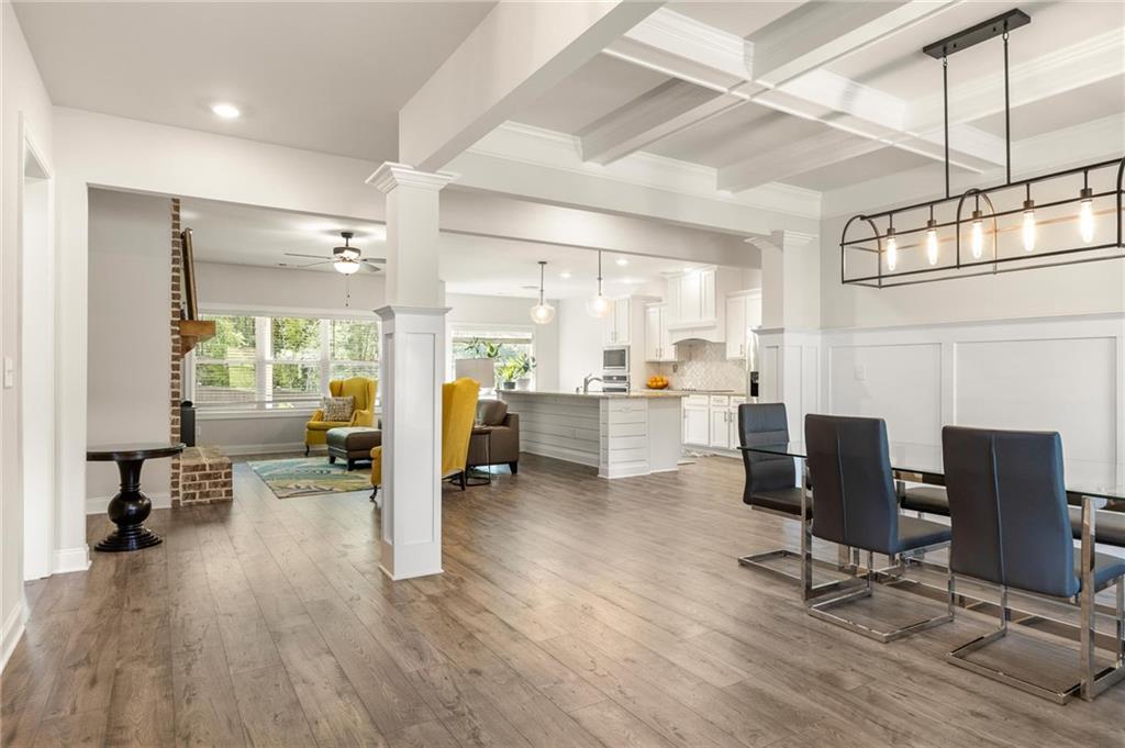 2124 Bullock Bluff Drive