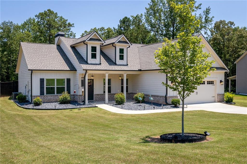 2124 Bullock Bluff Drive
