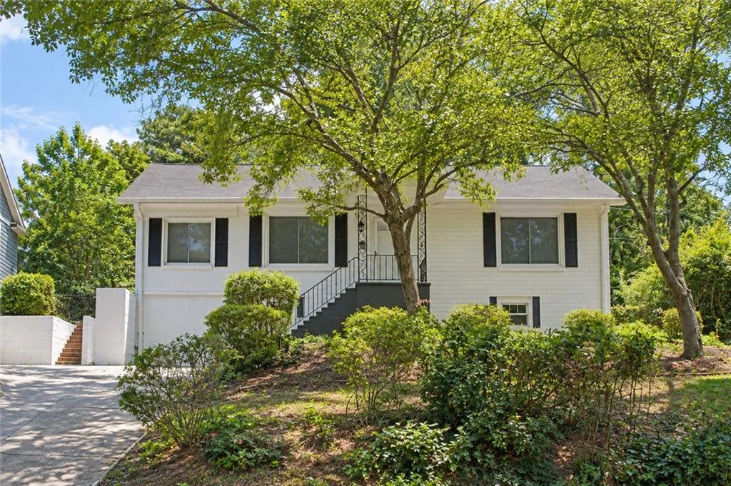 3160 Lake Avenue, Hapeville, GA, 30354