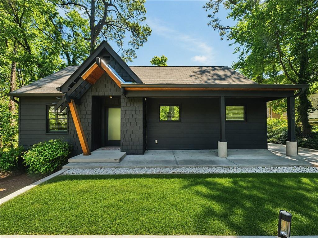 439 Oak Drive