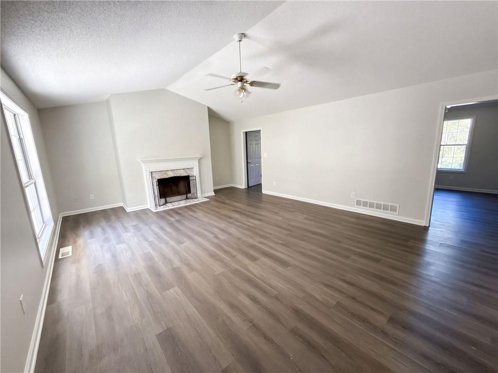 3753 River North Drive