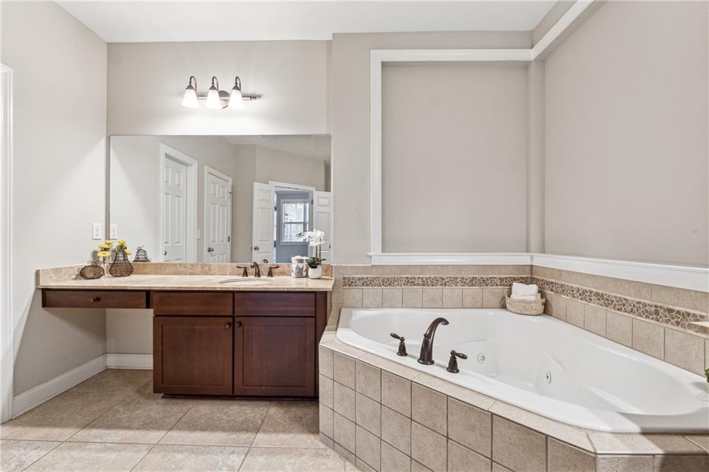 2959 Rivergreen Lane, Atlanta, Georgia image 36