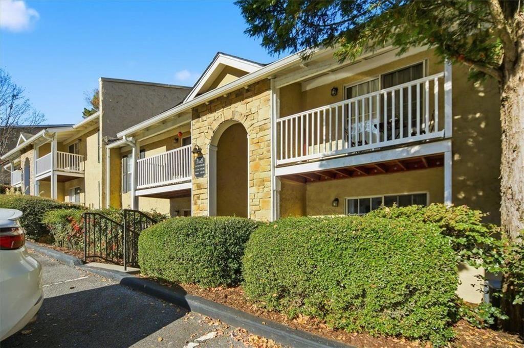 3120 Seven Pines Court 205