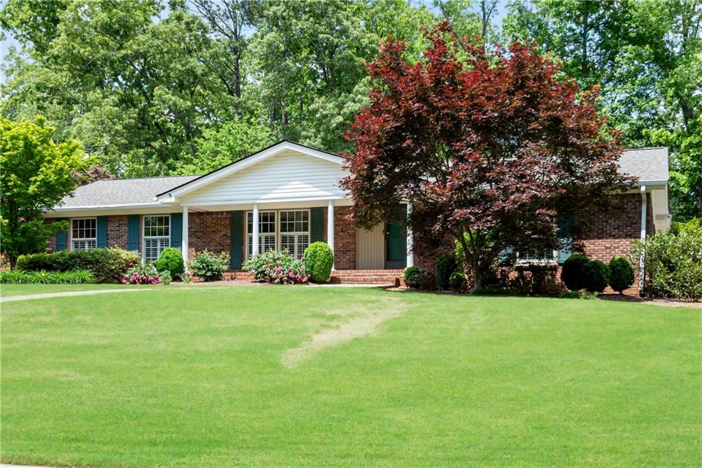 2310 Kings Point Drive, Atlanta, Georgia image 39