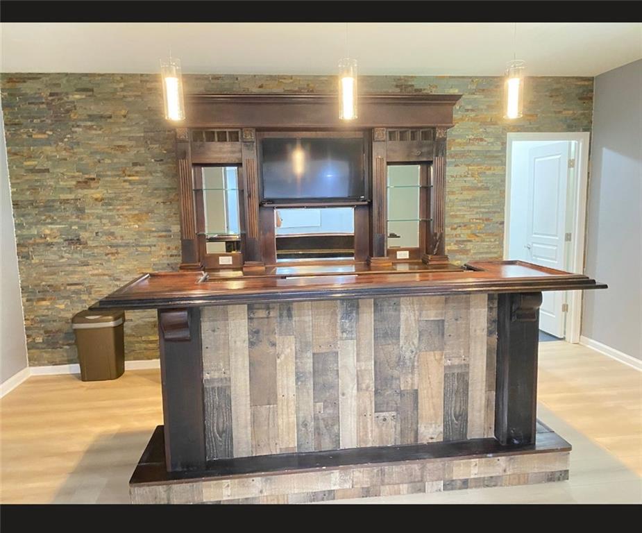 1142 Regal Hills Lane