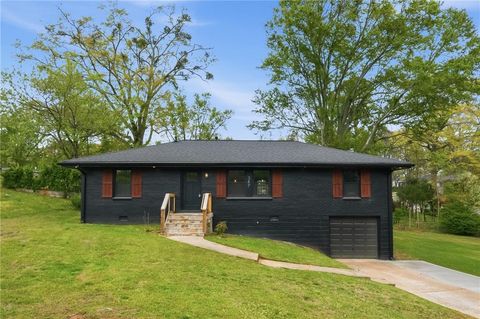 Homes For Sale - 347 Scott Drive<br/> Marietta, GA 30067