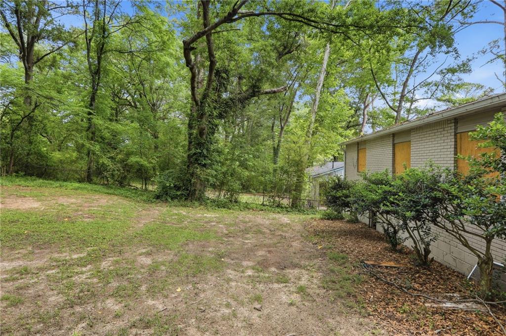 312 Fairburn Road NW