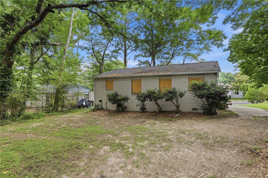 312 Fairburn Road NW