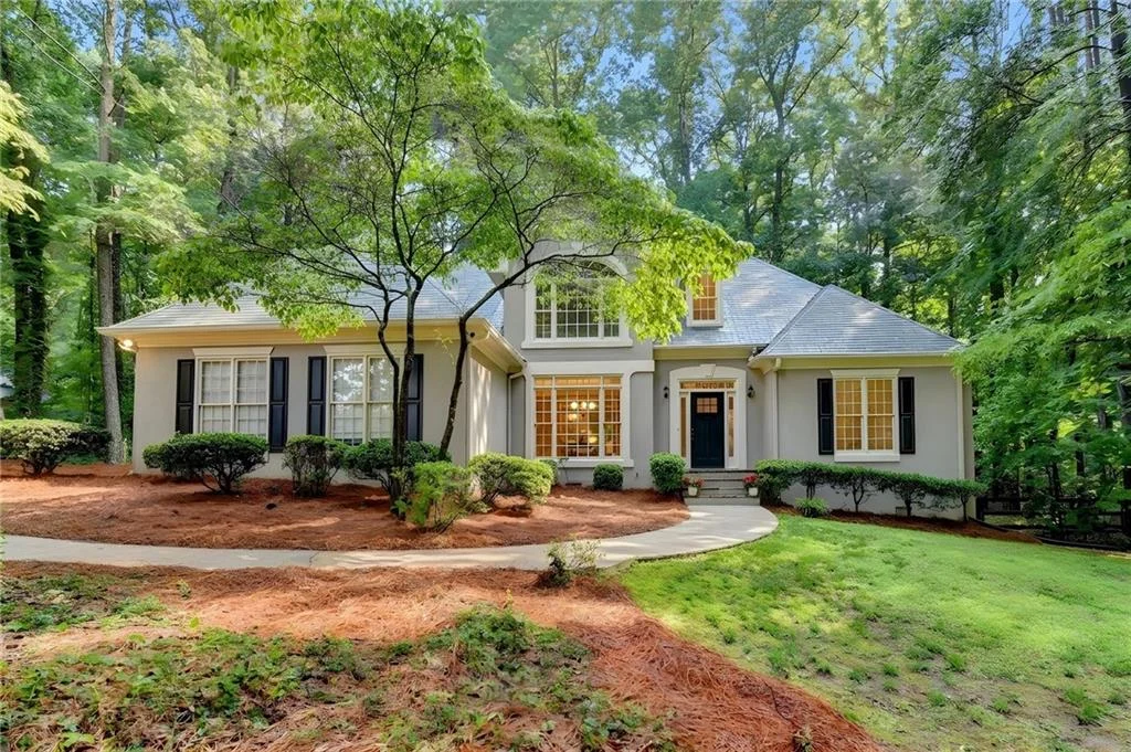 6480 White Oak Drive