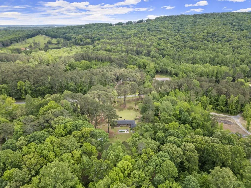 Cumming, Georgia 30040, United States, 3 Bedrooms Bedrooms, ,2 BathroomsBathrooms,Residential,Coming Soon,138930