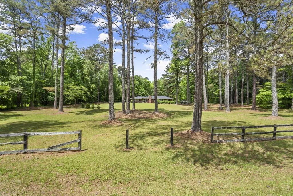 Cumming, Georgia 30040, United States, 3 Bedrooms Bedrooms, ,2 BathroomsBathrooms,Residential,Coming Soon,138930