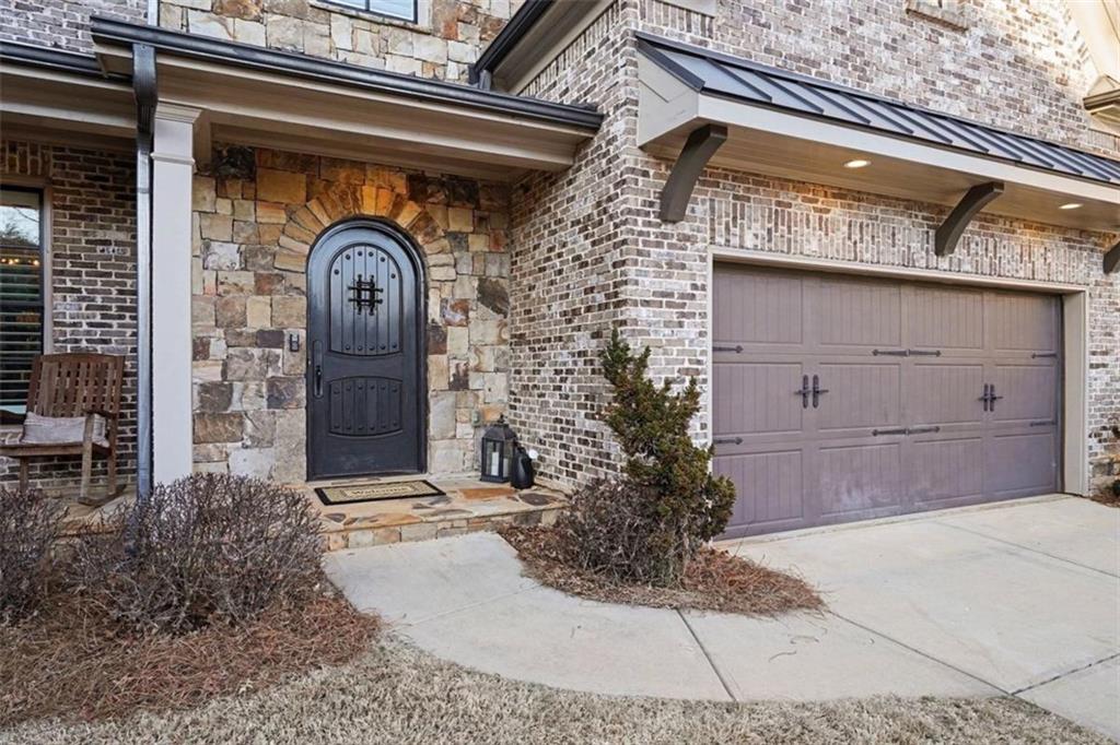 2153 Whitestone Court SE