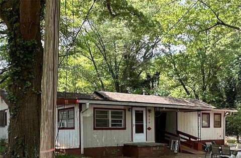 Photo of 703 Ruby Street, Marietta, GA 30066 (MLS # 7768736)