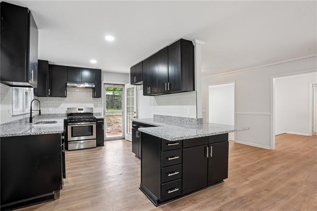 2579 Country Club Drive