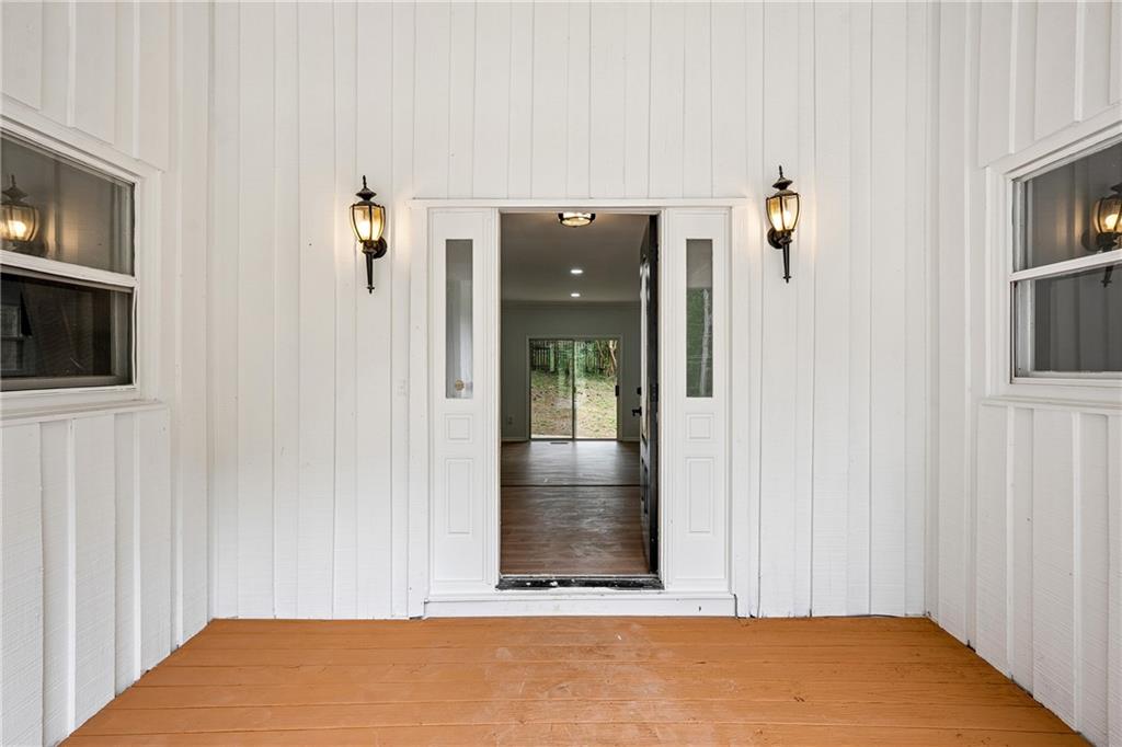 2579 Country Club Drive
