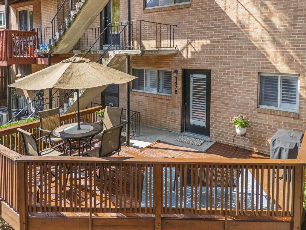 1476 E Rock Springs Road