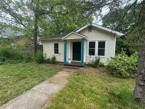 1889 Browns Mill Road SE Atlanta GA 30315