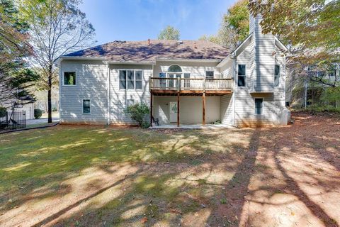 A home in Dacula