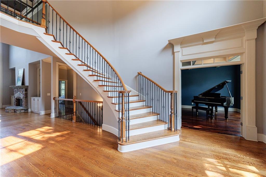652 Pathview Court