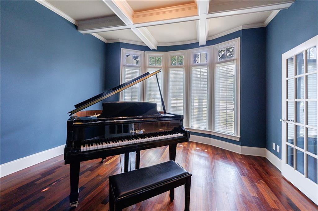 652 Pathview Court