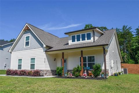 Homes For Sale - 6365 Woodland Station Drive<br/> Lula, GA 30554