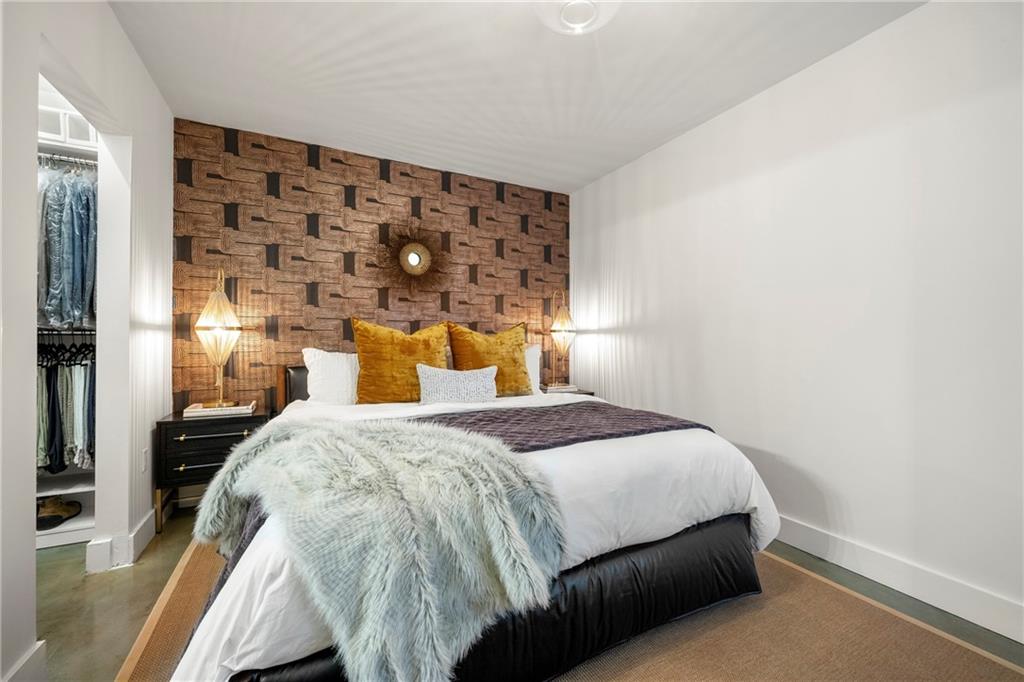 Mid City Lofts - Residential Lease