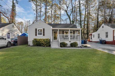 2912 Palm Drive East Point GA 30344