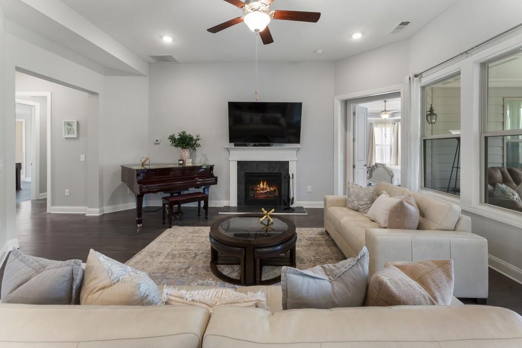 408 Cottonwood Circle, Peachtree City, Georgia image 13