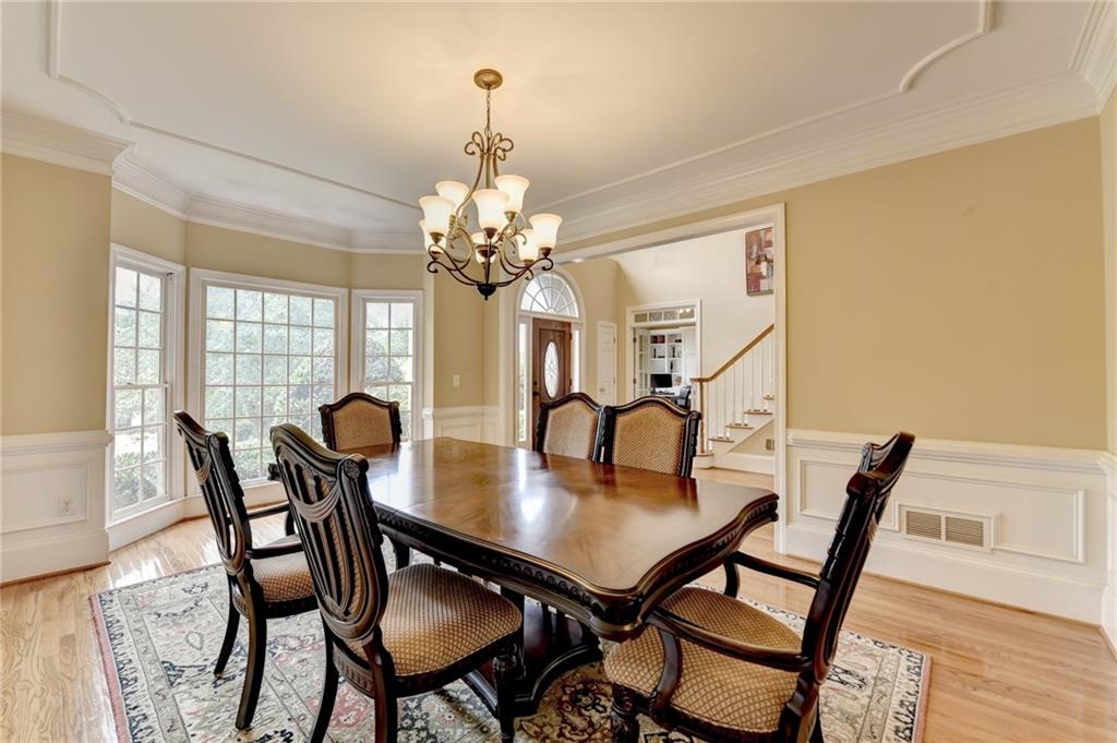5980 Whitestone Lane, Suwanee, Georgia image 8