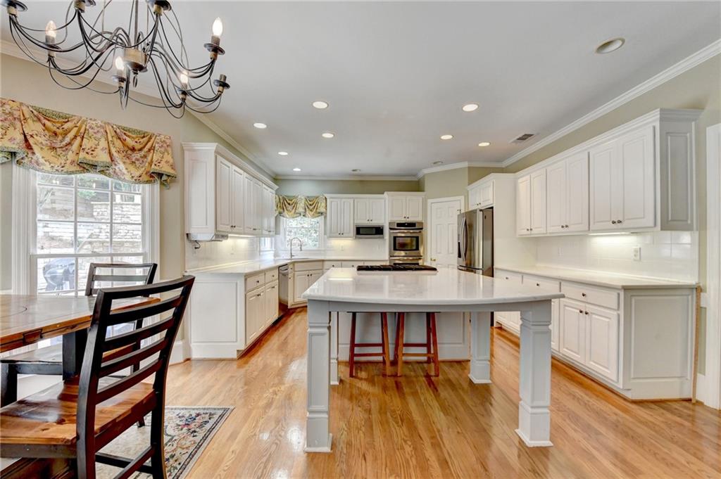 5980 Whitestone Lane, Suwanee, Georgia image 16