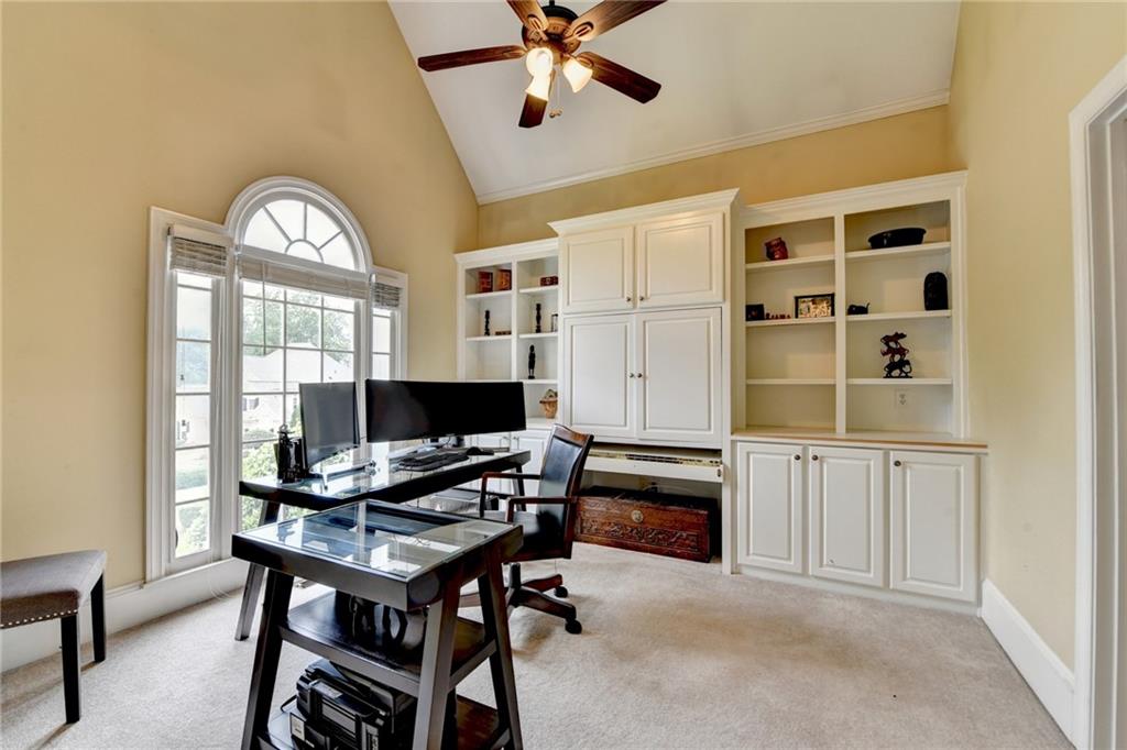5980 Whitestone Lane, Suwanee, Georgia image 9