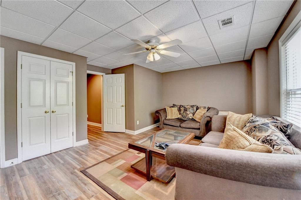 5980 Whitestone Lane, Suwanee, Georgia image 42