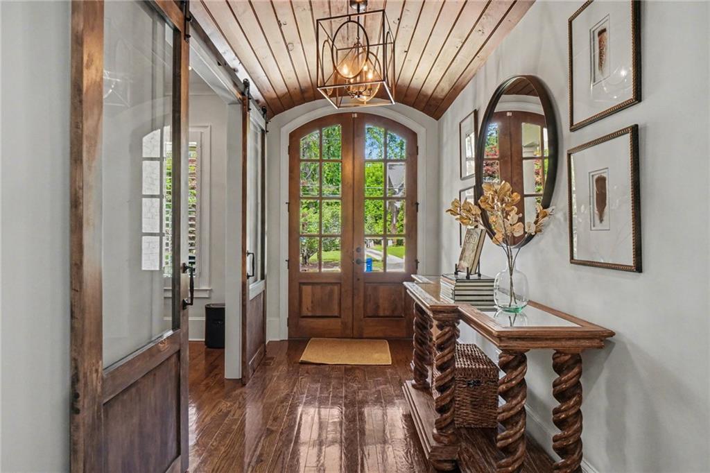 2672 Valvedere Drive NE