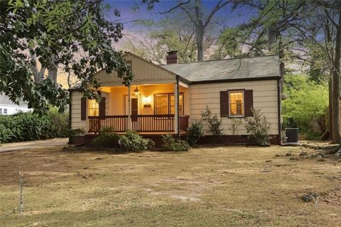 Photo of 1951 Dresden Drive NE, Brookhaven, GA 30319 (MLS # 7748223)