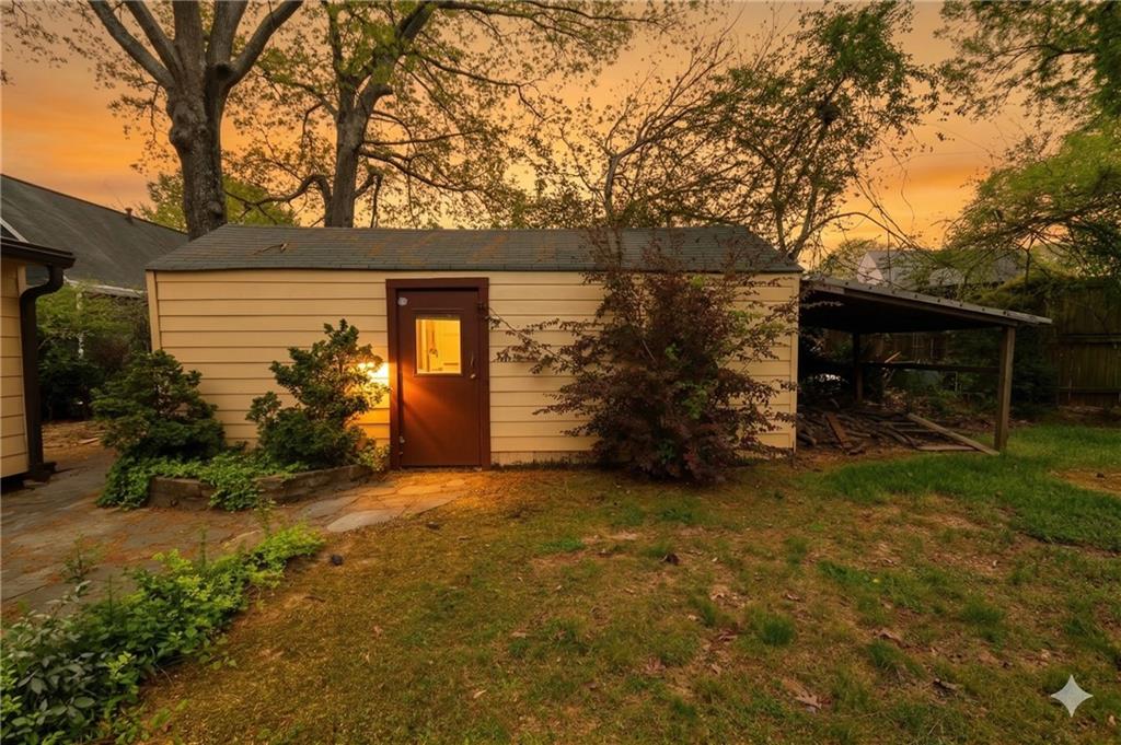 1951 Dresden Drive NE