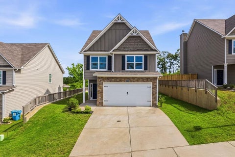 Homes For Sale - 321 Melody Lane<br/> Cartersville, GA 30121