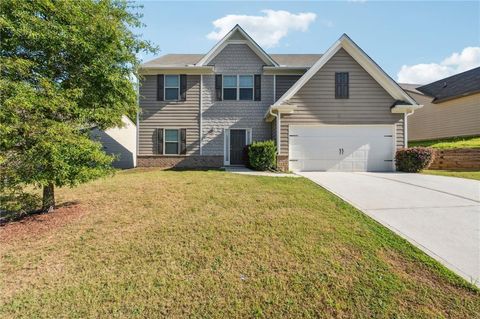 A home in Fairburn