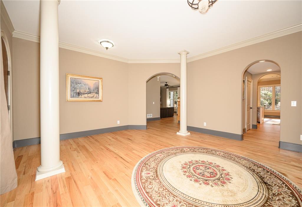 1103 NW Ridenour Court NW