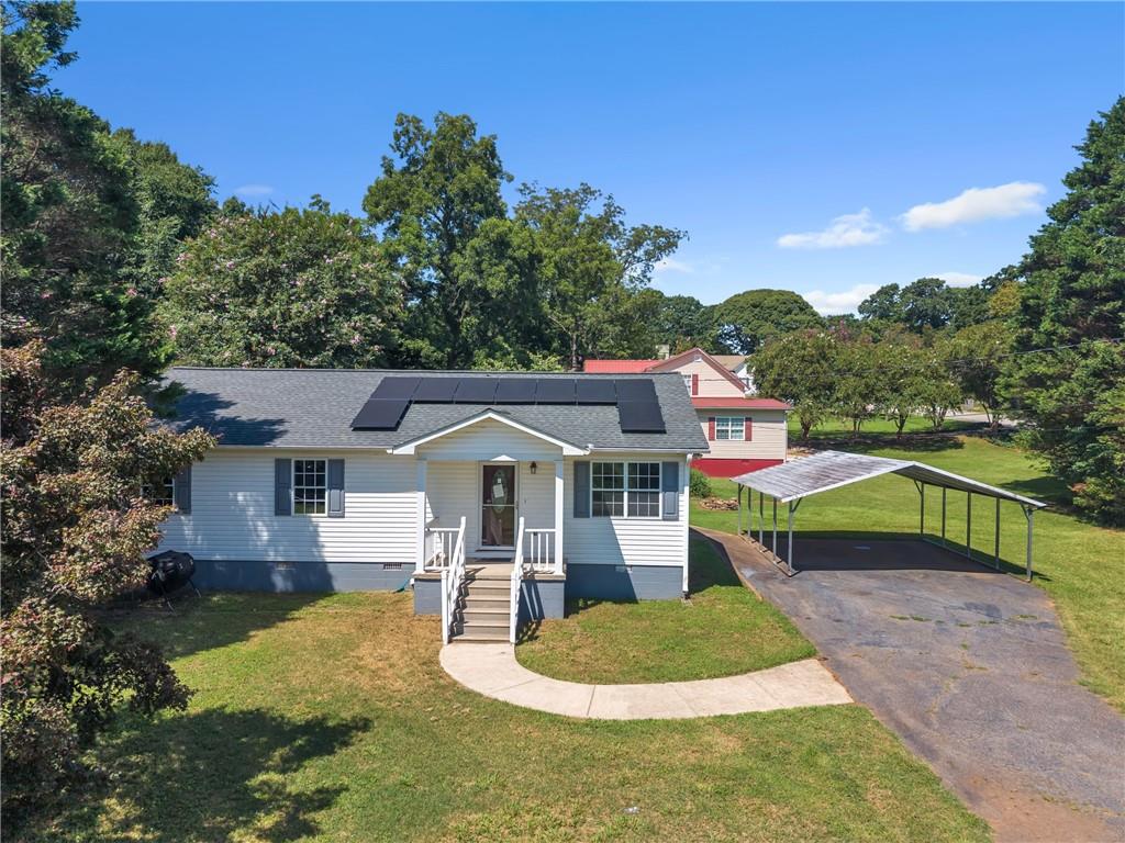 108 Lillie Lane