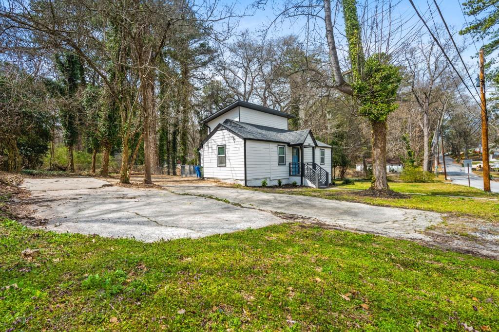658 Woods Drive