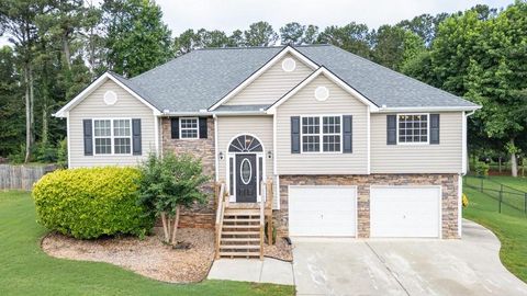 Homes For Sale - 73 Paradise Pointe<br/> Douglasville, GA 30134