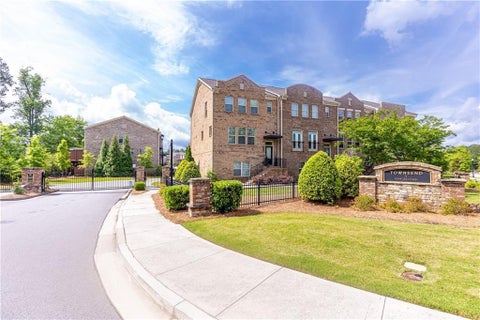 Townhouse For Sale - 3177 Quinn Place<br/> Dekalb County, Atlanta, GA 30341