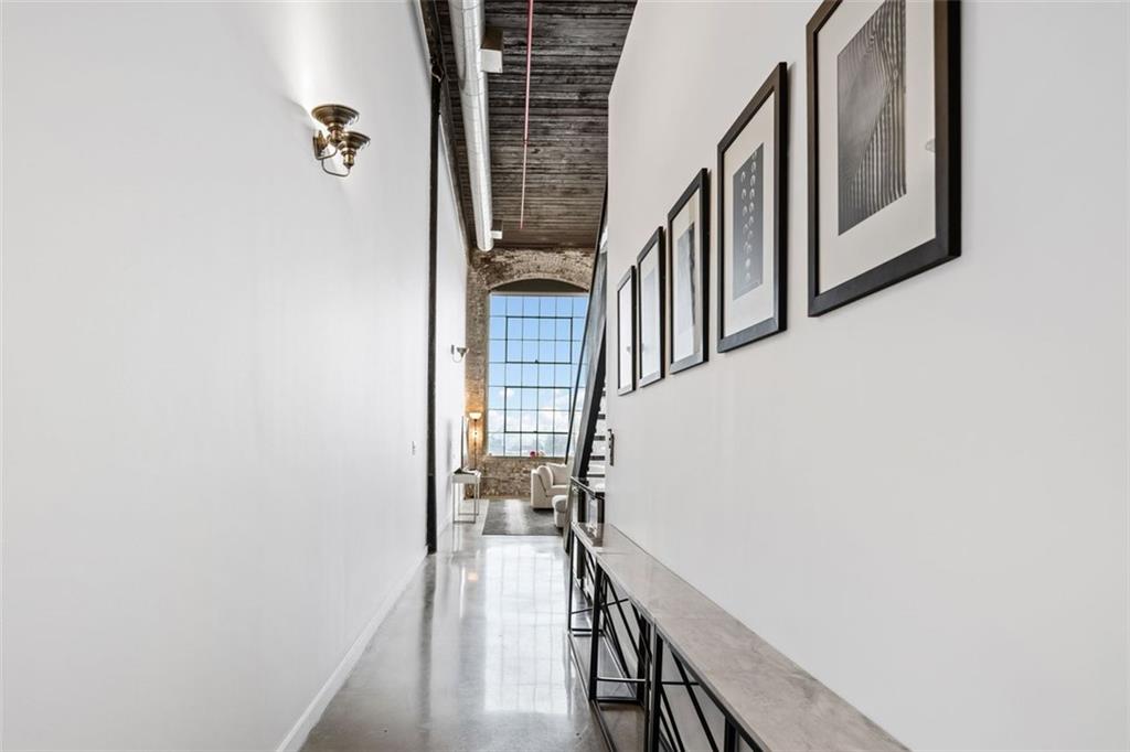 170 BOULEVARD SE E411