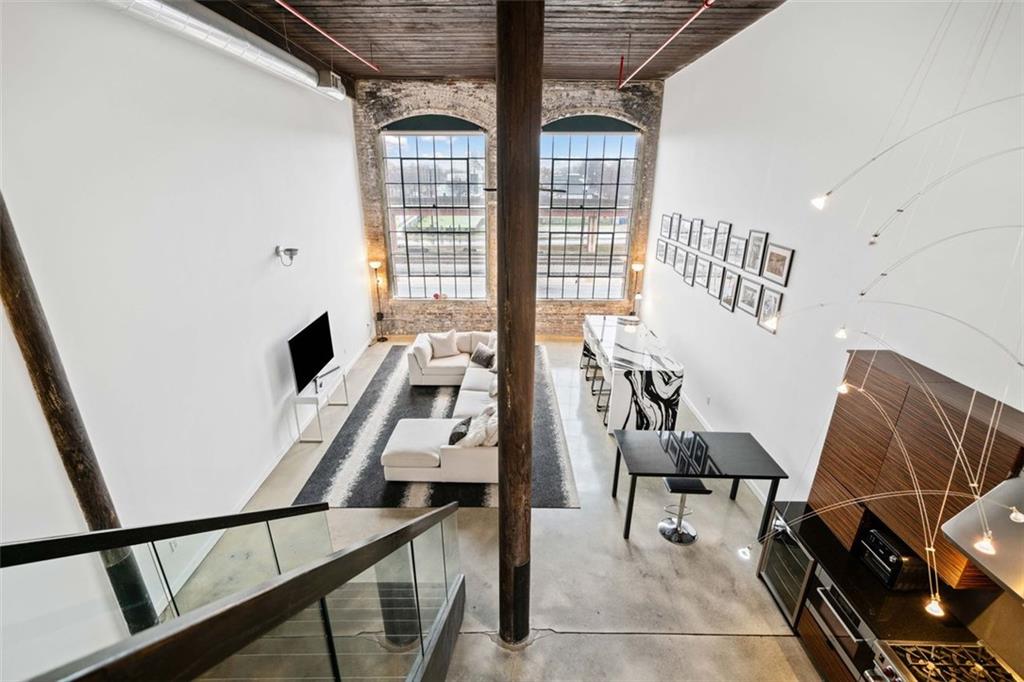 170 BOULEVARD SE E411