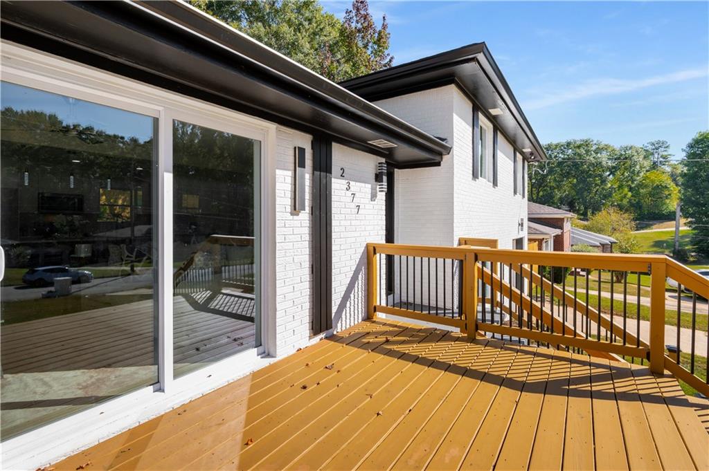 2377 Fontaine Circle