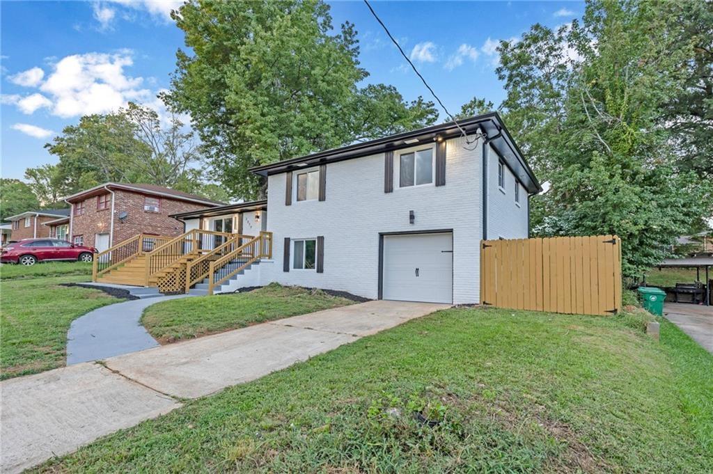 2377 Fontaine Circle