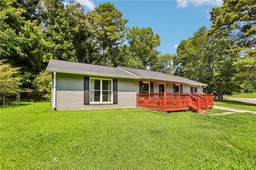 201 Meadowlark Lane