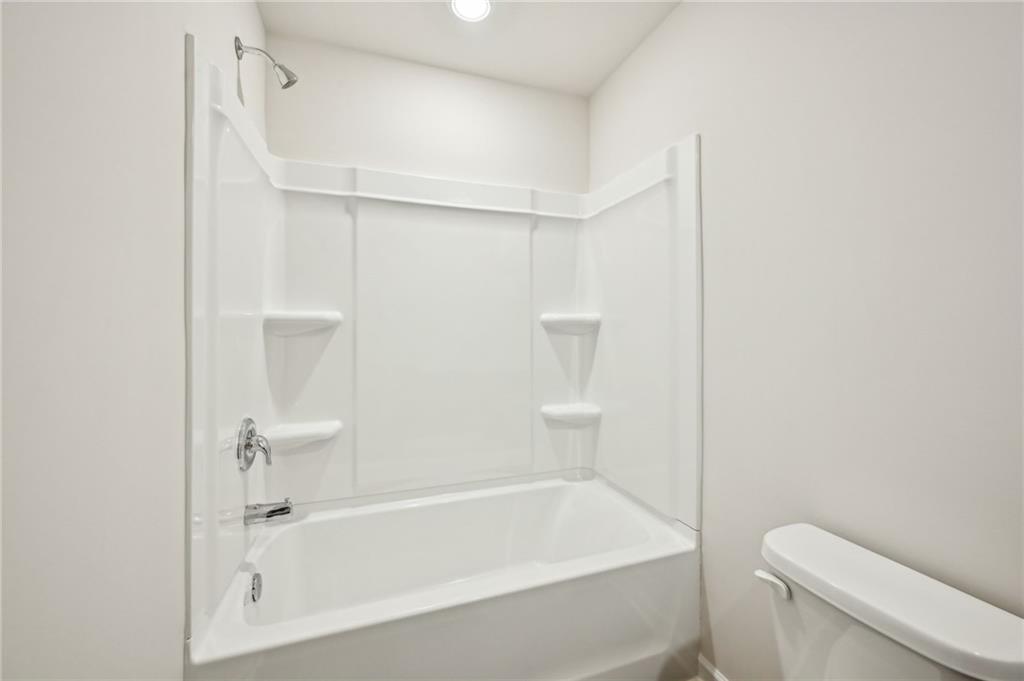 2771 Aralynn Way, College Park, Georgia image 31