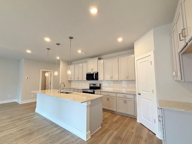 93 Maple Trail