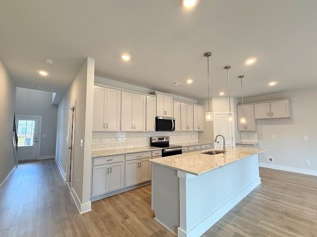 93 Maple Trail